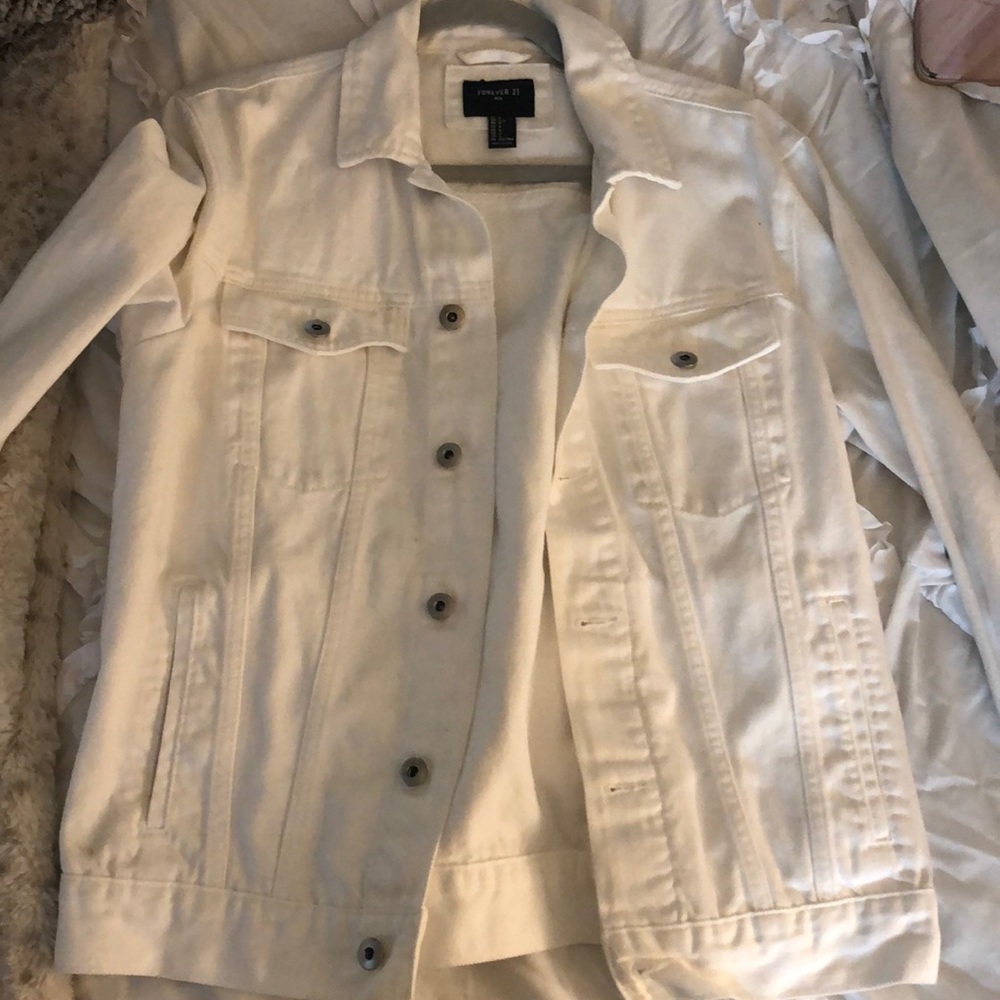 Men’s forever21 white denim jacket size small